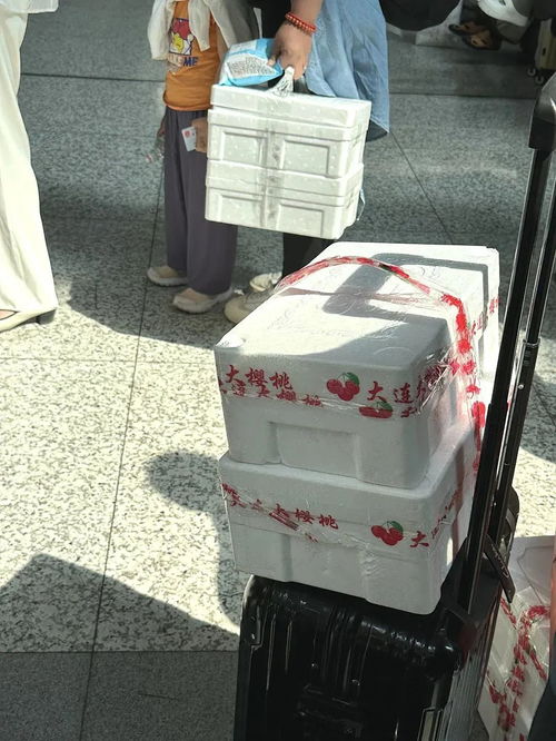 神秘小白箱重现江湖，网友热议 让我炫一箱！